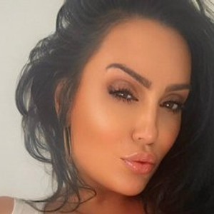 vickynarnibabestation