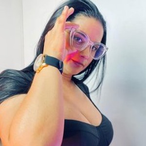 streamate NalyaHarper webcam profile pic via sexcam-girls.com