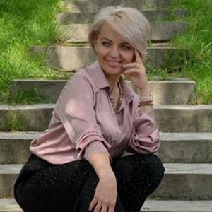 streamate SweetCrushX webcam profile pic via myliveeroticcams.com