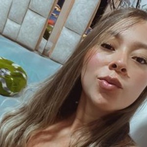 streamate Roxana_Miller webcam profile pic via pornsexycams.com