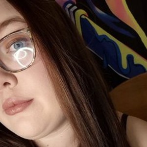 streamate Sexycurvyemilyy webcam profile pic via badgirlwebcam.com