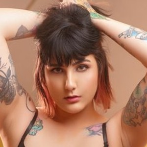streamate luanox webcam profile pic via pornsexycams.com