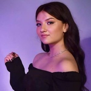 streamate CuttiElza webcam profile pic via pornsexycams.com