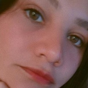 streamate LucyVegha webcam profile pic via pornsexycams.com
