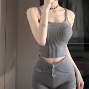 cam-performer.com HaniBae livesex profile in sultry cams
