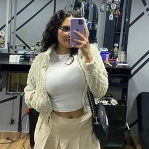 AnaSweetyy webcam livesex profile on watchgirlcam.com