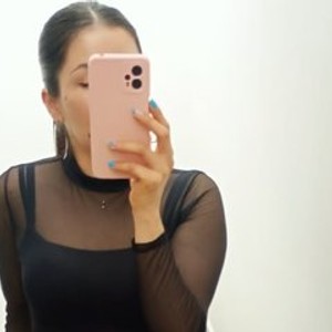 sexcityguide.com LeidysweetT livesex profile in ice-body cams