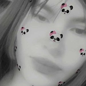 streamate DanniSinclair webcam profile pic via mega-camsex.com
