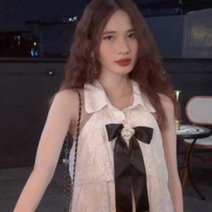 streamate Queenie020 webcam profile pic via watchgirlcam.com