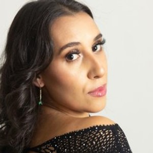 streamate Bella_Brownn webcam profile pic via chatnmate.com
