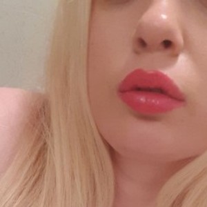 YouthfulBlonde's profile picture