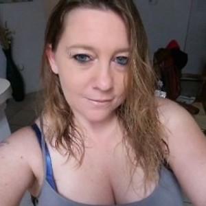 Sexymomma83's profile picture