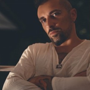 LuckyAlexx Live Cam