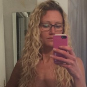 SexyCurlShirl's profile picture