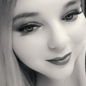 Queeniris35's profile picture