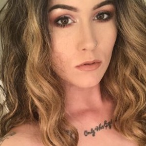 EllieLogan's profile picture