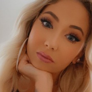 BlondieHollieMay's profile picture