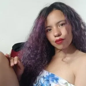 wild_doll18 from jerkmate