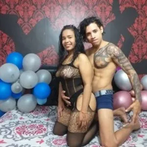 CoupleVzHotXxX from jerkmate