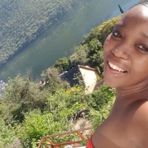 YummyBlackdoll's profile picture