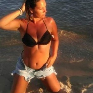 curvaceouswoman's profile picture