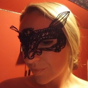 MistressElena86's profile picture