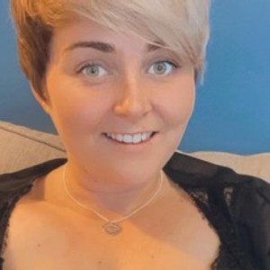 BustyLucyUK's profile picture