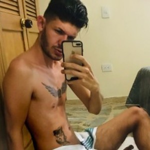 max_tayloor Live Cam