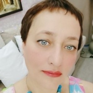 LadyXFlowerX's profile picture