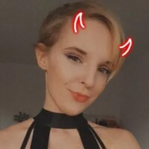 RealAliceAngel from stripchat