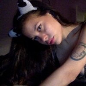 livesexr.com ginakatana livesex profile in bigclit cams