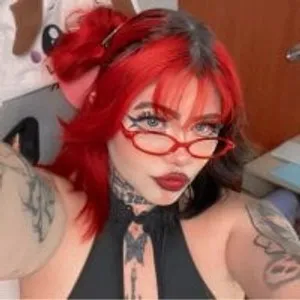 Deadly_Doll from stripchat