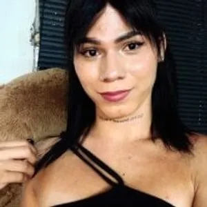 lorraine_cami from stripchat