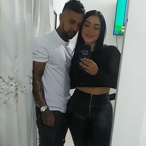 xxx-topcamgirls.com SEXXYLATINCOUPLE1 livesex profile in young cams