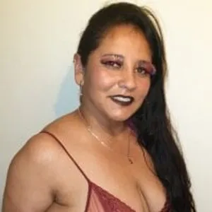 Latina_Faruk from stripchat