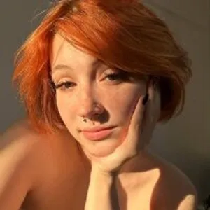 AliceRedhead from stripchat