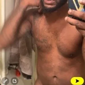 UncleSmoke60 from stripchat