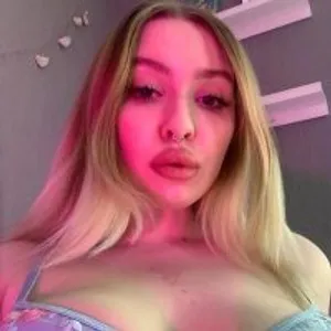 peachisss from stripchat