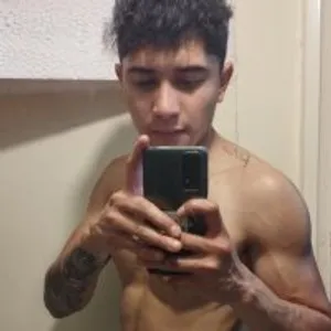 Tyron_96 from stripchat