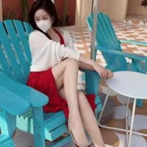 xiaonvren from stripchat