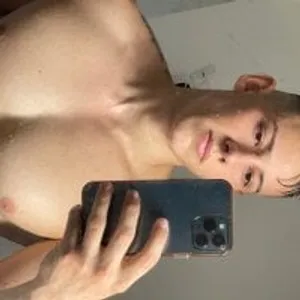 Muscle_King_Cum from stripchat
