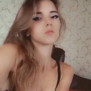 Camgirl is actually offline