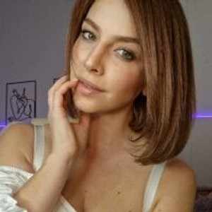 JulietteVolpeWyorika webcam profile - Italian