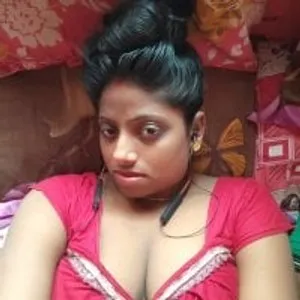 Cute-Pari555 from stripchat