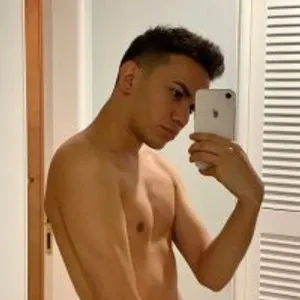 angelo_xxX from stripchat