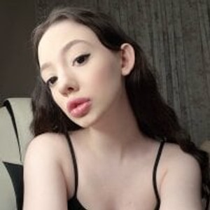 Camgirl is actually offline