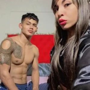 michaelandsarahot from stripchat