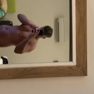 fuckdollflo from stripchat