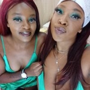 stripchat TheDoubleTrouble18xxx webcam profile pic via lesbianlivesexcams.com