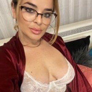 247camsex.com MissPhantasyy livesex profile in tits cams